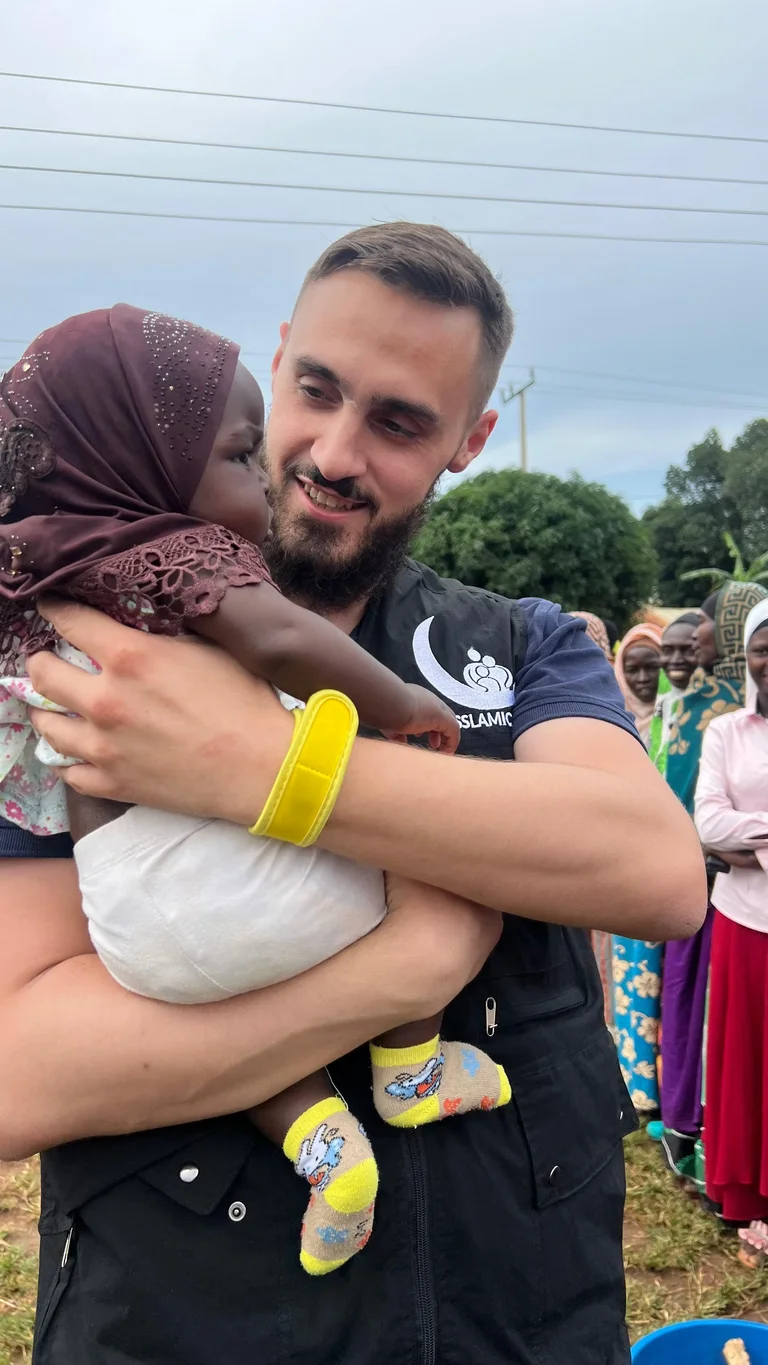 Swisslamic Help Organization - Teammember Agron Murati